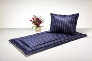 ST 174483     BW-Satin nachtblau