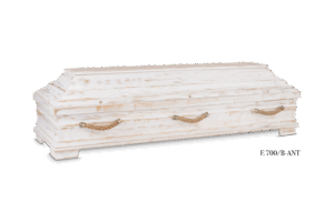 E 700/B-ANT  Eichentruhensarg massiv antizipiert, weiß gerieben